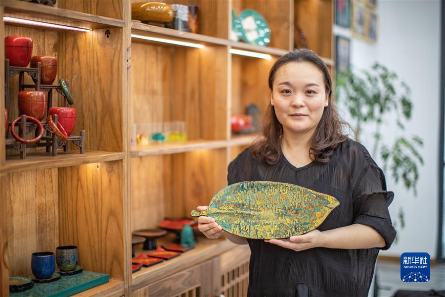 棋牌真人电子